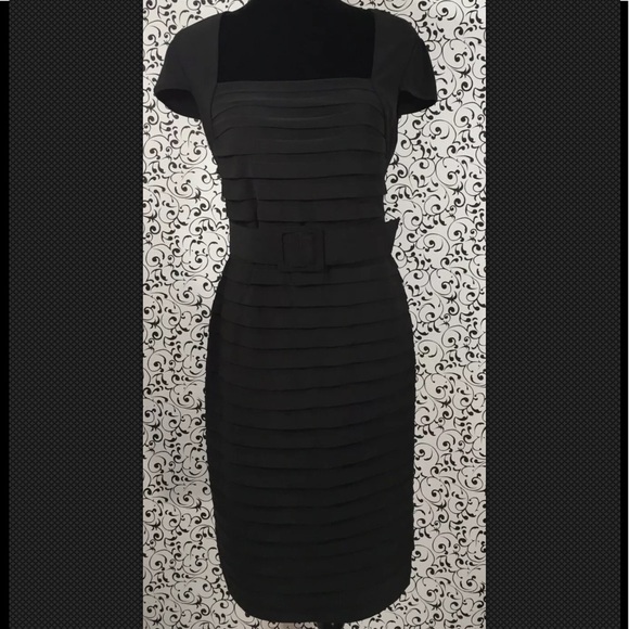 Adrianna Papell Dresses & Skirts - Adrianna Papell Black Pleated Dress